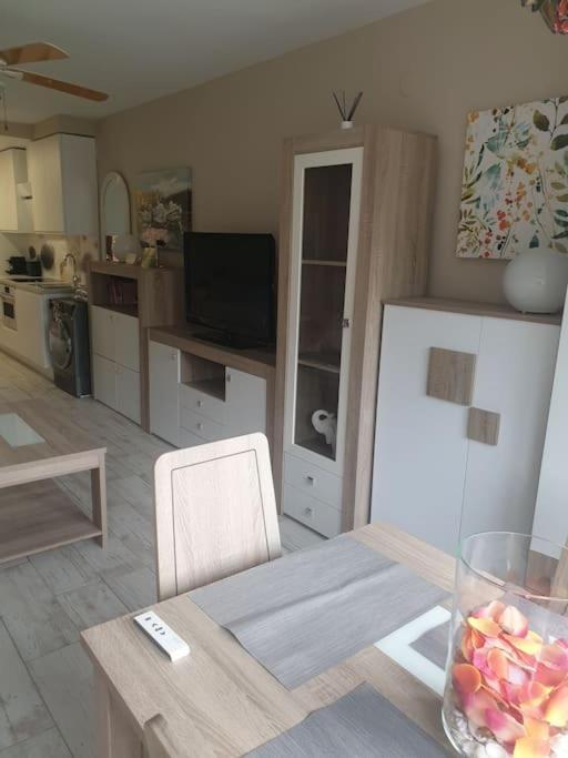 Precioso Estudio Con Piscina A 200M Del Mar Marbella Eksteriør bilde